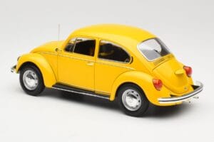 Volkswagen Beetle 1200 Jaune Minichamps 1:18 150057106 Métal — image 7 sur 8