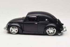 Volkswagen Beetle Type 1 Noir Maisto 1:18 31018 Métal — image 4 sur 8