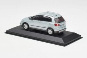 Volkswagen Cross Golf Mk5 Argent Minichamps 1:43 GOLF003 Métal — image 3 sur 4