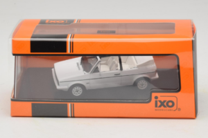Volkswagen Golf Cabriolet Mk1 Blanc IXO 1:43 CLC590N Métal — image 4 sur 4