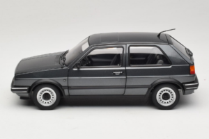 Volkswagen Golf Mk2 CL Grey Metallic Norev 1:18 188556 Métal — image 4 sur 8