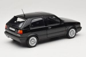 Volkswagen Golf GTI Mk2 Noir Norev 1:18 188444 Métal — image 3 sur 8