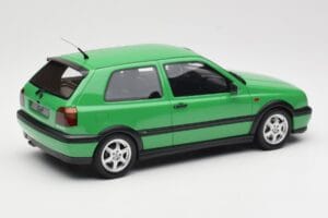 Volkswagen Golf GTI Mk3 Color Concept Vert Otto 1:18 OT1187 Résine — image 2 sur 6