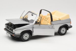 Volkswagen Golf Mk1 Cabriolet Argent Sun Star 1:18 VW004 Métal — image 2 sur 8