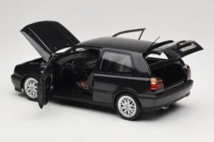 Volkswagen Golf Mk3 GTI Black Metallic Norev 1:18 188415 Métal — image 5 sur 8