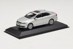 Volkswagen Jetta Mk6 Argent Minichamps 1:43 JETTA002 Métal — image 2 sur 4