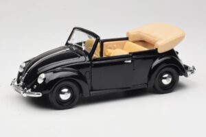 Volkswagen Coccinelle Cabriolet Noir Maisto 1:18 37800-M6 Métal
