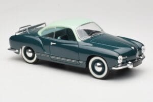 Volkswagen Karmann Ghia Bleu Solido 1:18 8061 Métal — image 6 sur 8