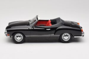 Volkswagen Karmann Ghia Cabriolet Noir Minichamps 1:18 155054031 Métal — image 3 sur 6