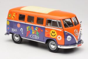 Volkswagen Microbus T1 Flower Power Road Signature 1:18 92329 Métal — image 6 sur 8