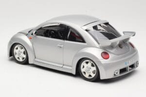 Volkswagen New Beetle RSi Argent Bburago 1:18 3306 Métal — image 7 sur 8