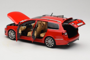 Volkswagen Passat B6 R36 Variant Rouge NZG 1:18 KF044-5 Métal — image 5 sur 8
