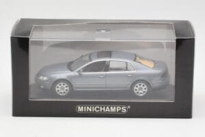 Volkswagen Phaeton 3D Gris Minichamps 1:43 3D0099300GPR7Q Métal — image 4 sur 4