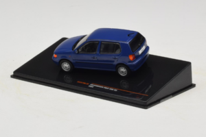 Volkswagen Polo Mk3 Bleu IXO 1:43 CLC579N Métal — image 3 sur 4