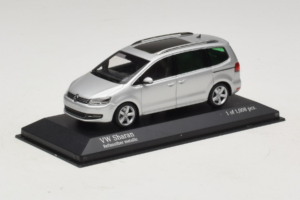 Volkswagen Sharan Argent Minichamps 1:43 400058101 Métal — image 2 sur 5