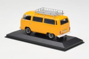 Volkswagen T2 Bus Jaune Minichamps 1:43 400053002 Métal — image 3 sur 4