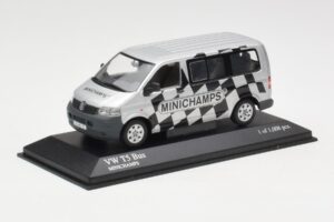 Volkswagen T5 Bus Minichamps Edition Minichamps 1:43 400052202 Métal — image 2 sur 4