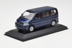 Volkswagen T5 Bus Shadow Blue Minichamps 1:43 842902102 Métal — image 2 sur 4