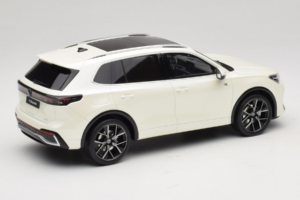 Volkswagen Tiguan R-Line Oryx White Pearl Otto 1:18 OT1219 Résine — image 2 sur 6