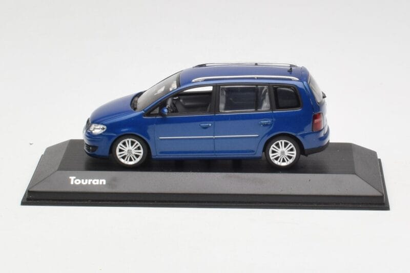 Volkswagen Touran Bleu Minichamps 1:43 TOURAN002 Métal