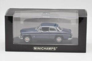 Volvo 121 Amazon Bleu Foncé Minichamps 1:43 VOLVO012 Métal — image 4 sur 4