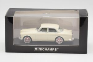 Volvo 121 Amazon Blanc Minichamps 1:43 430171040 Métal — image 4 sur 4