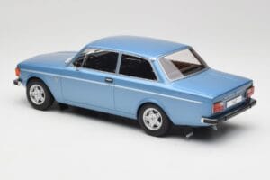 Volvo 142 Bleu Clair MCG 1:18 MCG18444 Métal — image 5 sur 6