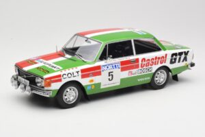 Volvo 142 #5 H. Mikkola / E. Rautanen Rally 1000 Lakes 1973 MCG 1:18 MCG18529R Métal