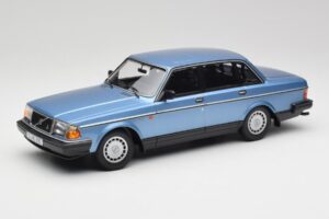 Volvo 240 GL Bleu Métallisé Minichamps 1:18 155171404 Métal
