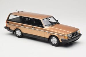 Volvo 240 GL Break Gold Metallic Minichamps 1:18 155171415 Métal — image 4 sur 6