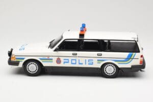 Volvo 240 GL Break Polis Sweden Minichamps 1:18 155171480 Métal — image 3 sur 6