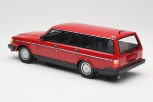 Volvo 240 GL Break Rouge Minichamps 1:18 155171411 Métal — image 5 sur 6