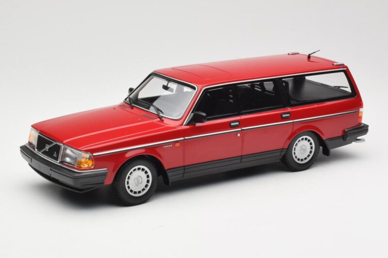 Volvo 240 GL Break Rouge Minichamps 1:18 155171411 Métal