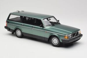 Volvo 240 GL Estate Green Metallic Minichamps 1:18 155171410 Métal — image 4 sur 6