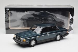 Volvo 240 GL Petrol Metallic Minichamps 1:18 155171407 Métal — image 6 sur 6