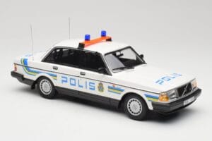 Volvo 240 GL Polis Sweden Minichamps 1:18 155171490 Métal — image 4 sur 6