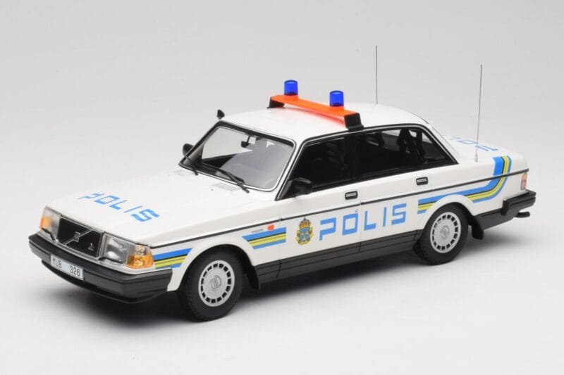 Volvo 240 GL Polis Sweden Minichamps 1:18 155171490 Métal