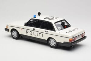 Volvo 240 GL Politi Denmark Minichamps 1:18 155171495 Métal — image 5 sur 6
