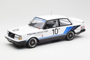 Volvo 240 Turbo #10 R. Francevic Winner ATCC 1986 IXO 1:18 18RMC176 Métal