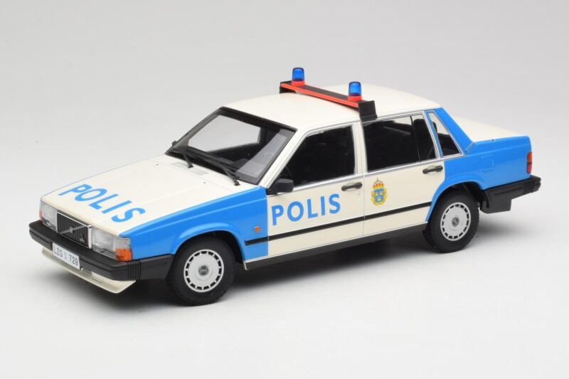 Volvo 740 GL Police Suédoise Minichamps 1:18 155171791 Métal