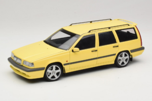 Volvo 850 T-5R Break Cream Yellow AUTOart 1:18 79506 Métal