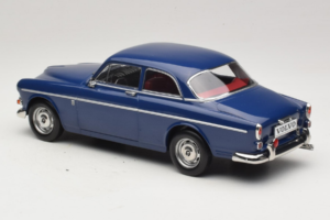 Volvo Amazon Midnight Blue Norev 1:18 188740 Métal — image 4 sur 7