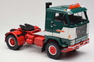 Volvo F88 Bilspedition Vert Blanc MCG 1:18 MCG18139 Métal — image 6 sur 8