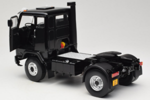 Volvo F88 John Player Special Black MCG 1:18 MCG18217 Métal — image 5 sur 8