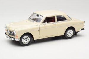 Volvo P121 Amazon Blanc Revell 1:18 08866 Métal