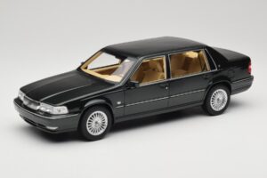 Volvo S90 Royal Green DNA 1:18 DNA000090 Métal
