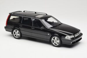 Volvo V70 R P80 Noir DNA 1:18 DNA000232 Métal — image 4 sur 6