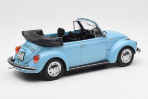 Volkswagen Beetle 1303 Cabriolet Bleu Clair Norev 1:18 188531 Métal — image 2 sur 6