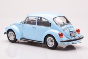 Volkswagen Beetle 1303 Bleu Clair Norev 1:18 188532 Métal — image 5 sur 6