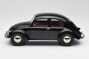 Volkswagen Beetle Type 1 Noir Minichamps 1:18 107054001 Métal — image 3 sur 6